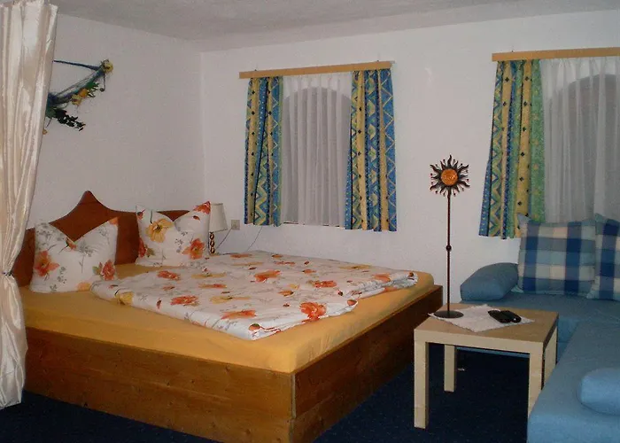 Haus Sonnenhang Πανσιόν 3*