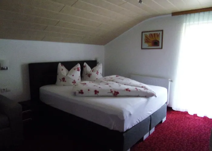 Haus Sonnenhang Guest house