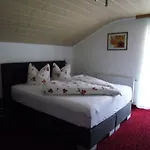 Haus Sonnenhang Guest house