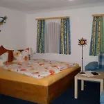 Haus Sonnenhang Guest house 3*