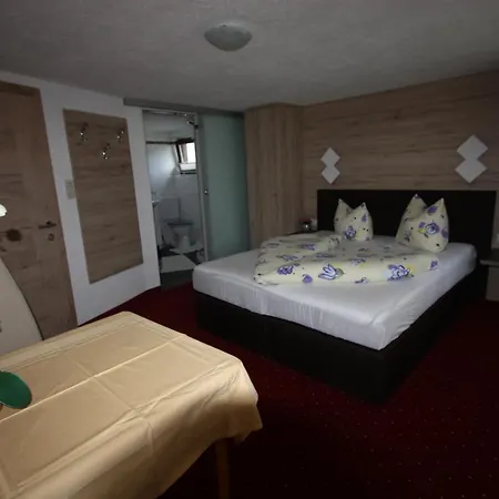 בית הארחה Haus Sonnenhang זולדן